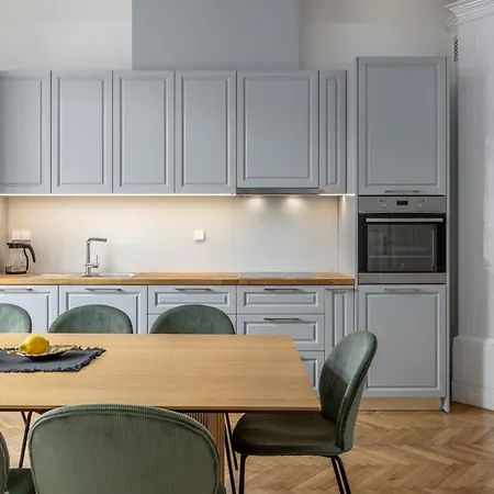 K1820 Family ريغا