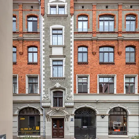 K1820 Family شقة ريغا