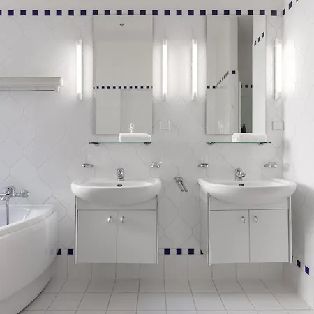 K1820 Family Рига