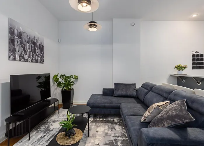 K1820 Family Apartment *