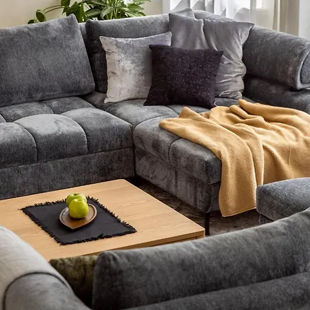 K1820 Family Apartment *
