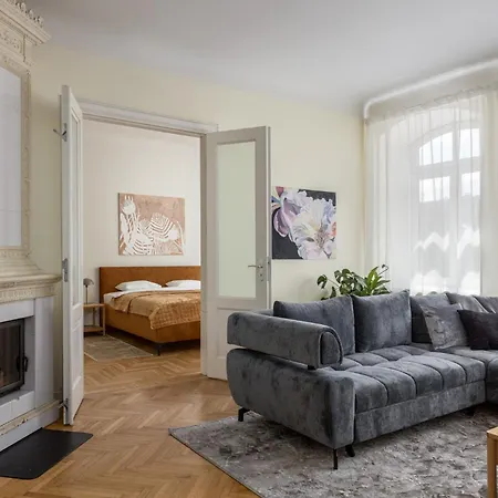 K1820 Family Apartment