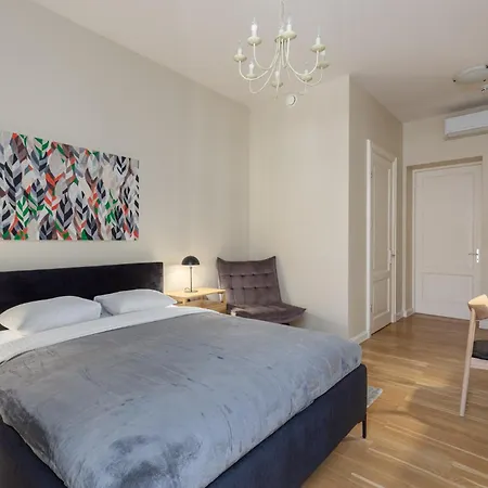 K1820 Family Apartment