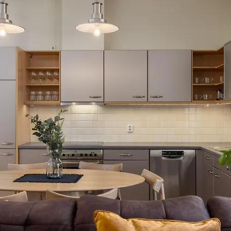 K1820 Family Apartment