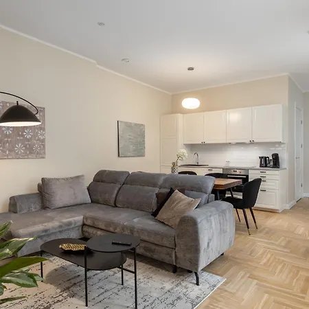 Apartment K1820 Family *